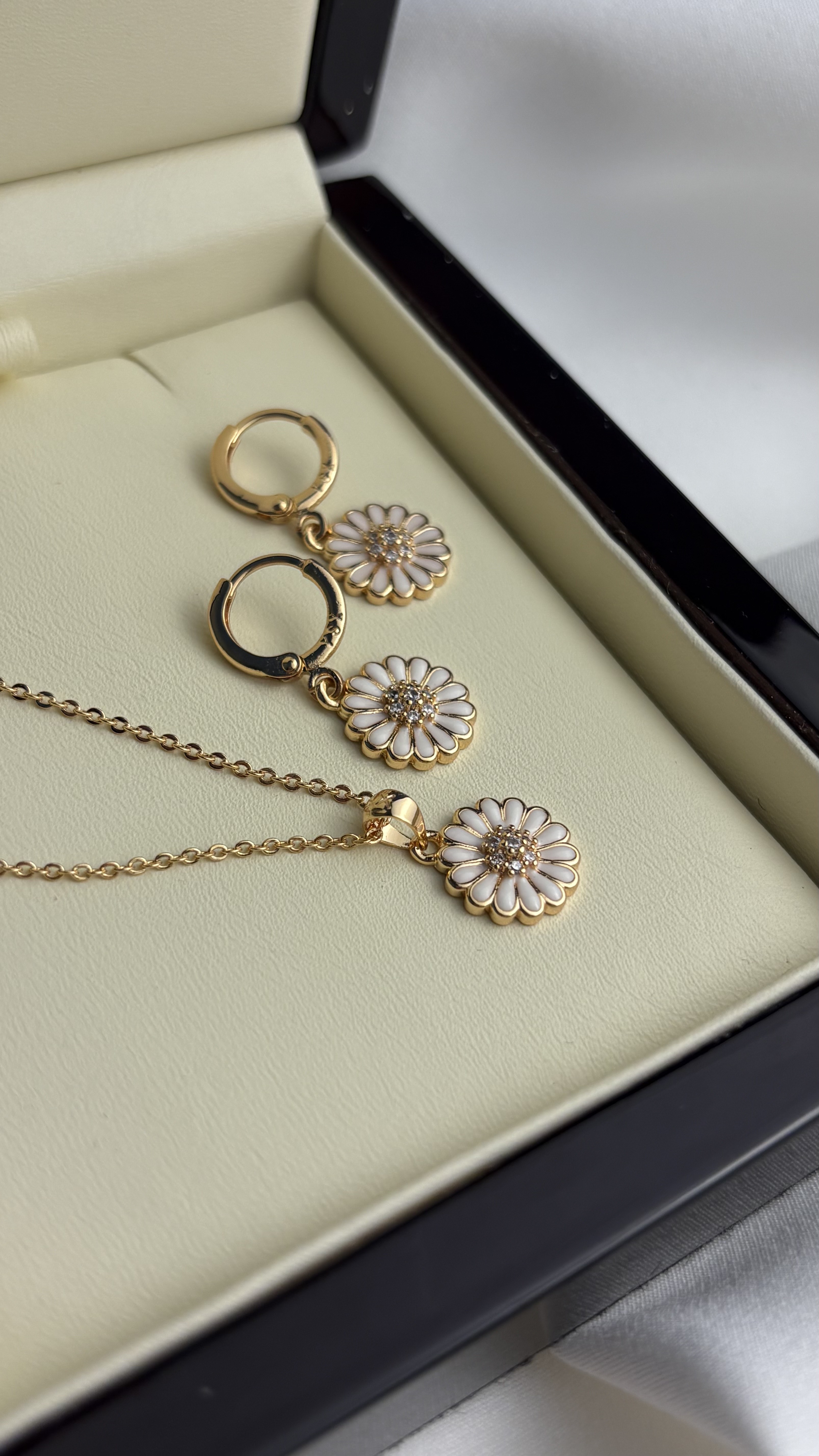 نیم ست بابونه