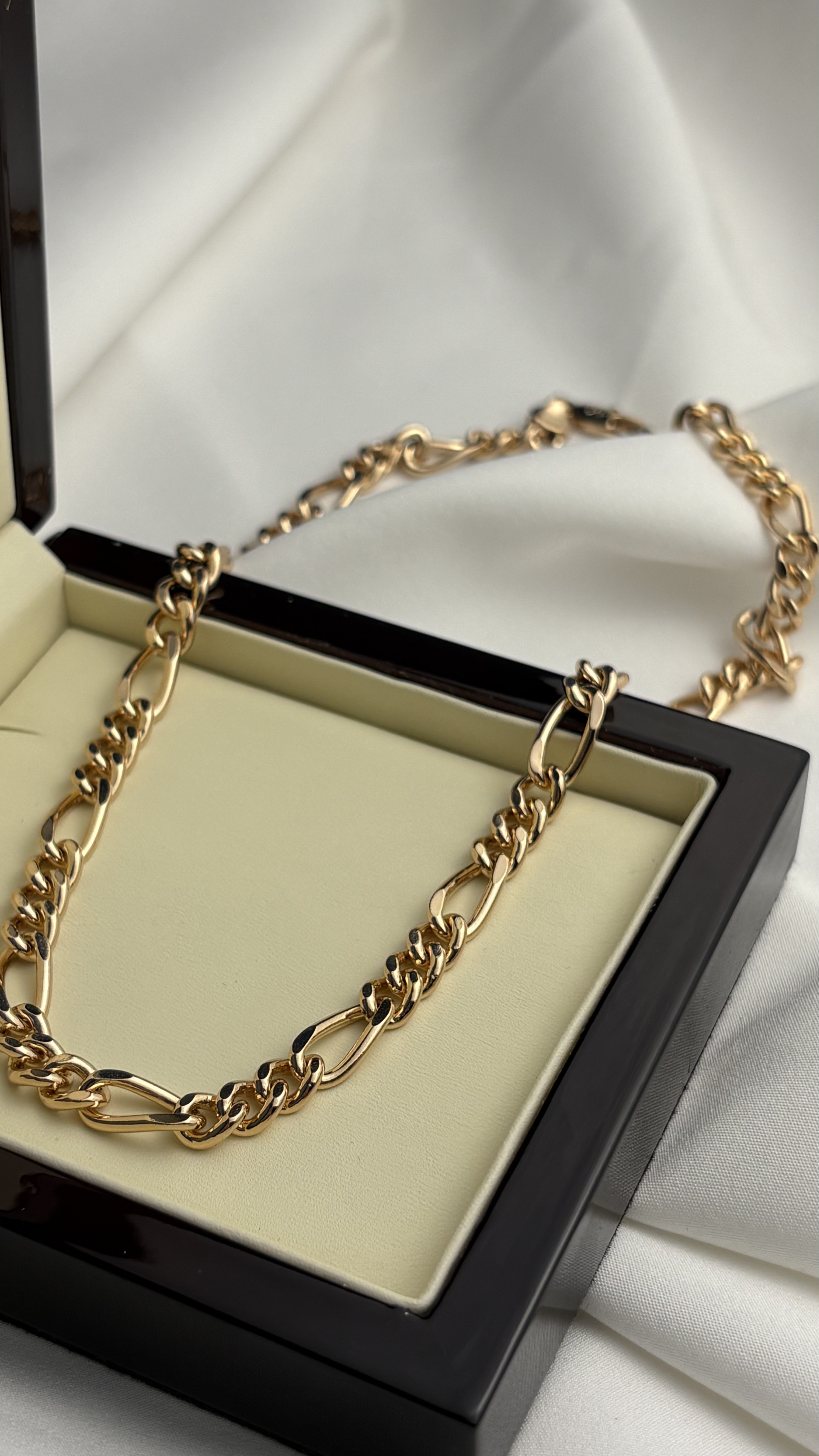 گردنبند فیگارو رزگلد